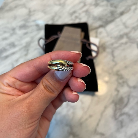 David Yurman Silver and Gold Ring Loop Ring Sz 7 - Picture 4 of 5